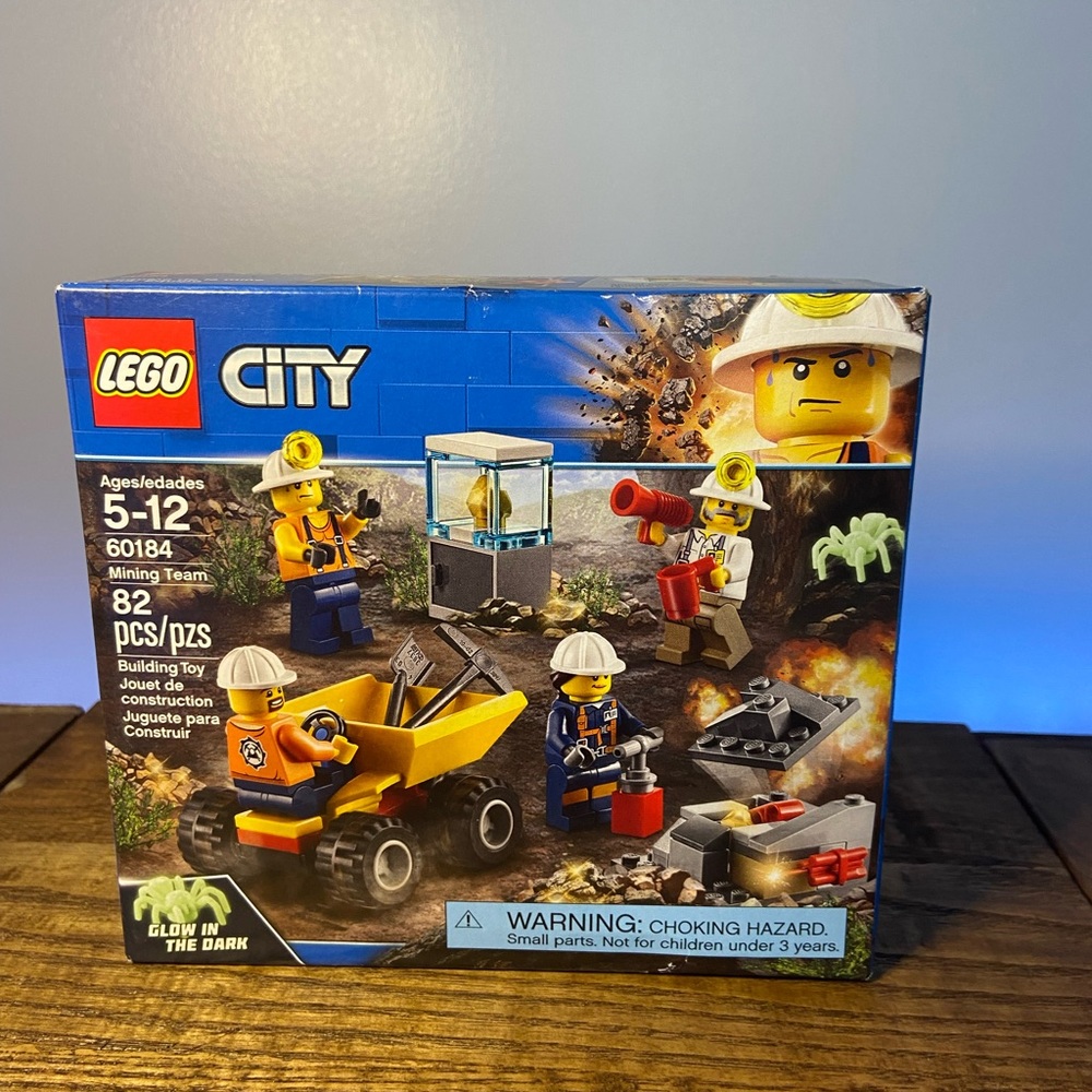 LEGO CITY 60184 Mining Team Set NISB New & Sealed MINIFIGURES
